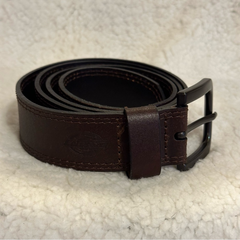 Dickies Men’s Brown Genuine Leather Casual Brown Belt Size 40